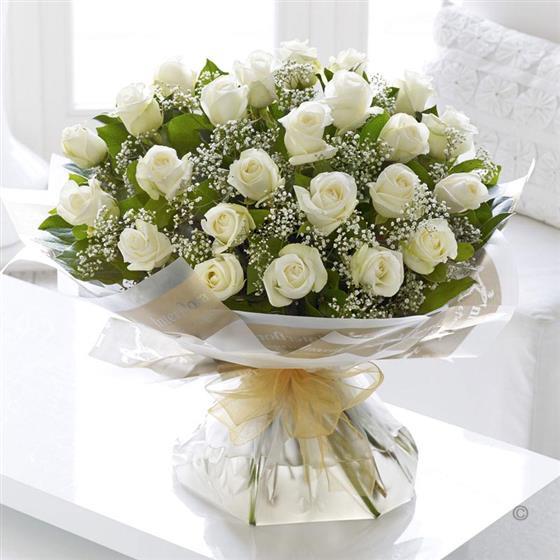 Extra Large Heavenly White Rose Handtied